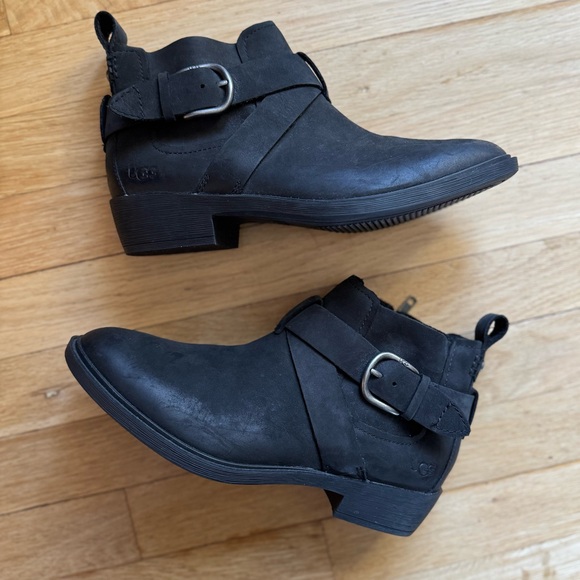 UGG Shoes - UGG Wylma Boots Black